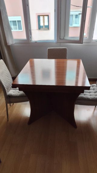 Mesa extensible comedor madera. 90x90/115/140cm.