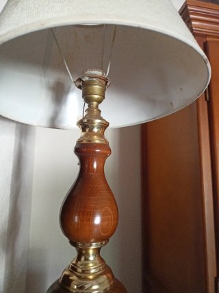 Lampara sin bombilla