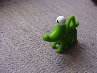 Boneco Alien Cão Verde