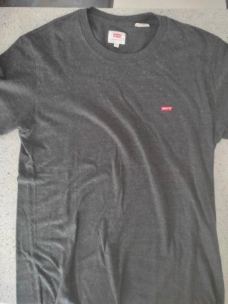 Lote 4 Camisetas Manga, diferentes marcas