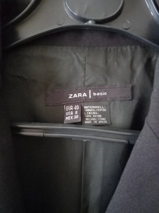 Chaqueta Zara Larga Negra Nueva