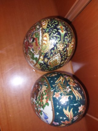 Porcellana cinese, stile Satsuma, uova orientali