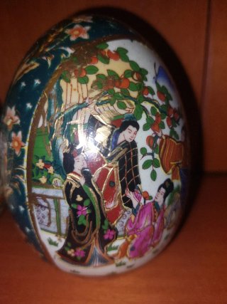 Porcellana cinese, stile Satsuma, uova orientali