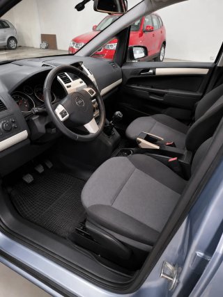 Opel Zafira 2008