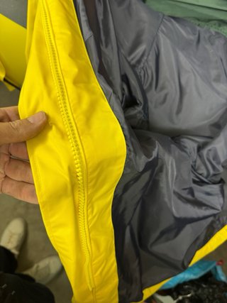 Chaqueta impermeable SLAM amarilla nueva