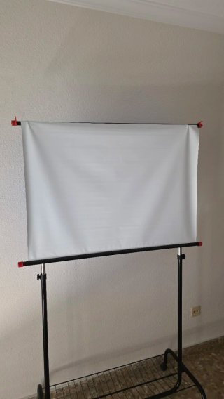 Pantalla Proyector Portátil con Estuche