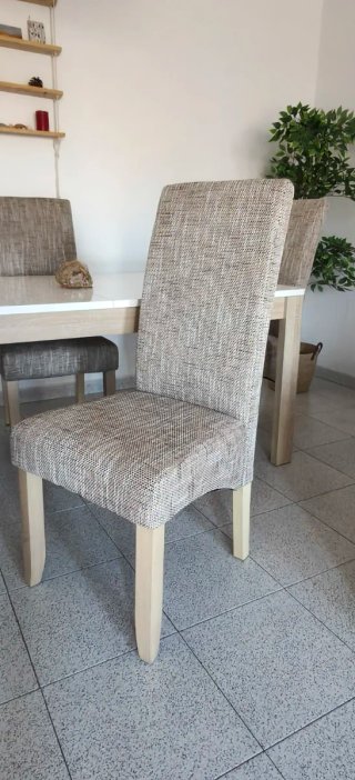 Mesa de comedor con sillas incluidas