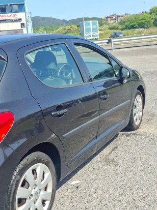 Peugeot 207 2006