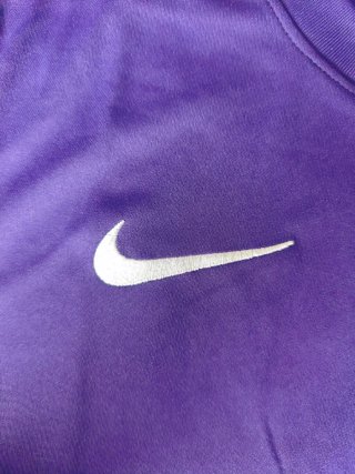 Camiseta Nike Dri-FIT Morada