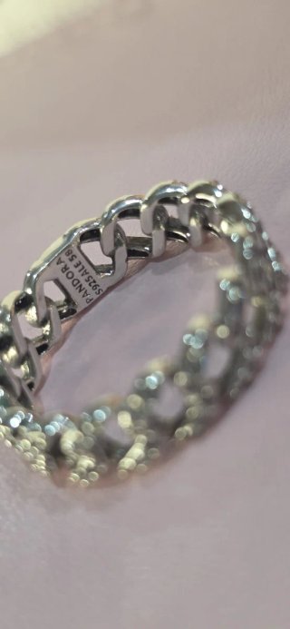 Anillo Pandora eslabón brillantes