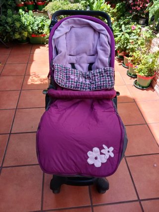 Lote carrito bebé y sombrilla morada