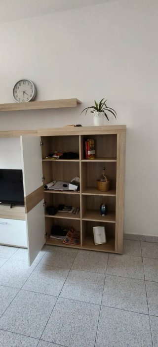 Mueble TV usado menos de un año