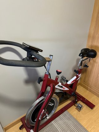 Bicicleta de Spinning Roja
