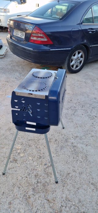 Barbacoa portátil GRAMER.