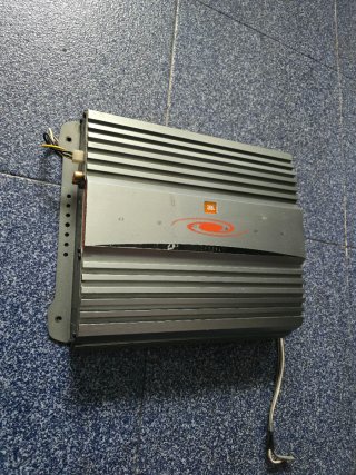 Amplificador JBL DA 6502 Plata