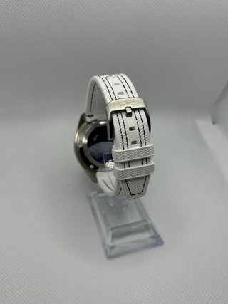 Omega Moonwatch White Panda 42mm Acero