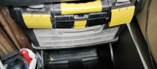 Maleta de herramientas con compartimentos