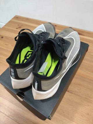 Zapatillas Nike Hombre Running Negro/Gris