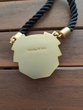Collar Bimba y Lola León Dorado