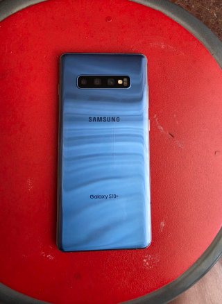 Samsung Galaxy S10+