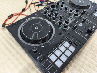 Hercules DJControl Inpulse 500 Mesa DJ