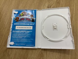 Lote Wii : videojuegos y accesorios todo 15 euros