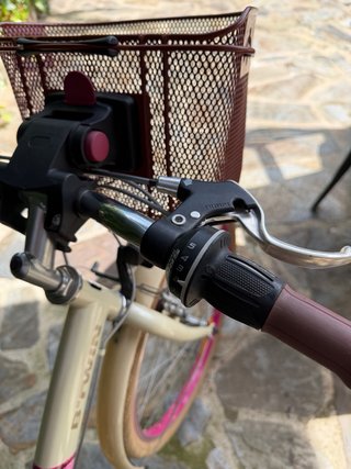 Bicicleta infantil B'TWIN color crema