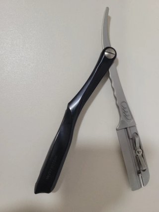 Navaja Feather SS Folder Negra