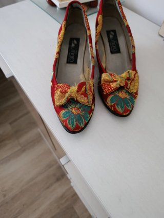 Traje de Fallera Rojo y Dorado