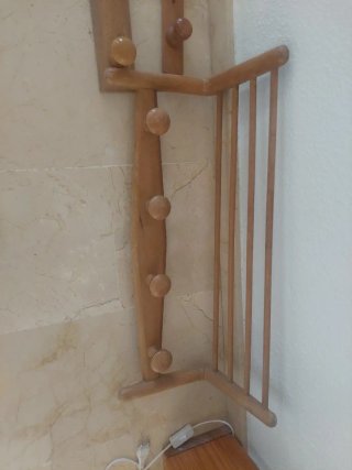 Perchero de madera