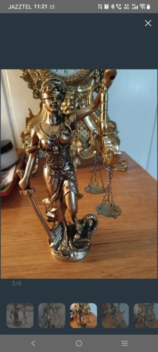 Dama de la Justicia Libra