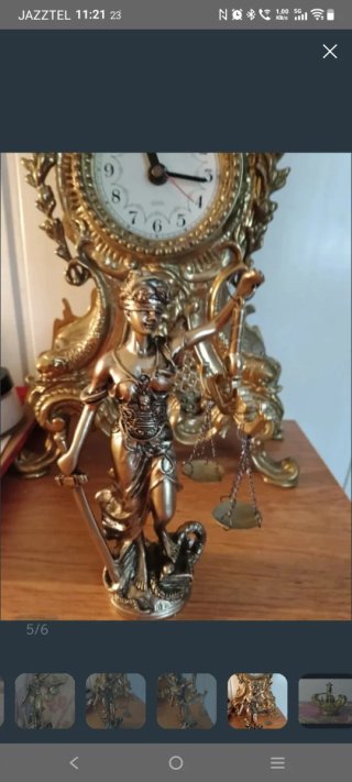 Dama de la Justicia Libra