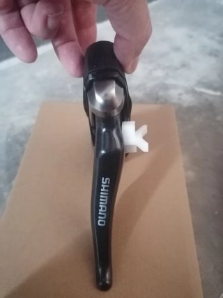 Maneta derecha, Shimano 105 Negra.