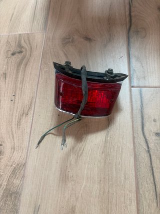 Piloto de freno rojo