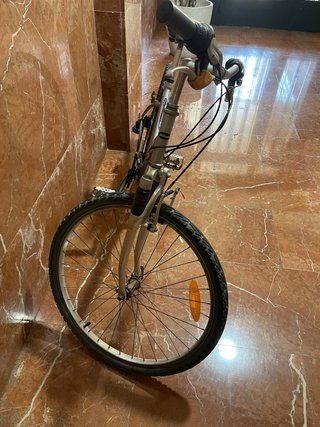Bicicleta de montaña poco uso marca decatlon