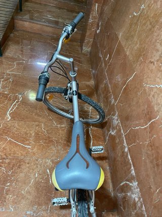 Bicicleta de montaña poco uso marca decatlon