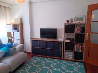Estanterías de madera tipo Billy, 3