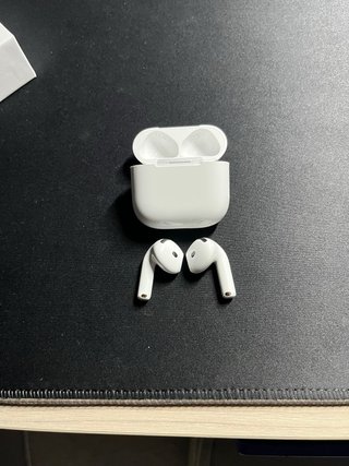 Apple AirPods
