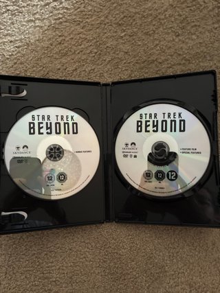 Star Trek Beyond DVD 2 Discos