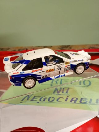 Scalextric Ford Escort RS Cosworth 1:32 ref6258