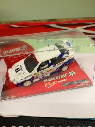 Scalextric Ford Escort RS Cosworth 1:32 ref6258