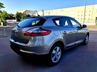 Renault Megane 2011 !ÚNICO DUEÑA! TOMTOM NAVEGADOR