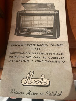 Radio Tocadiscos Antigua Iberia