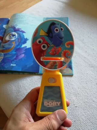 Buscando a Dory. Cine en casa: Cuento con proye...