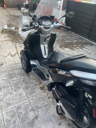 Piaggio MP3 300 2017 (con problemas)