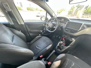 Peugeot 208 2013