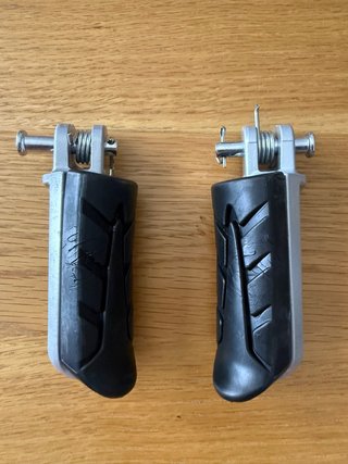 Reposapiés Moto Honda y marcas compatibles