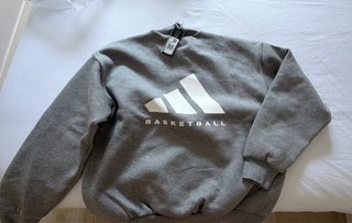 Sudadera Adidas Basketball Gris