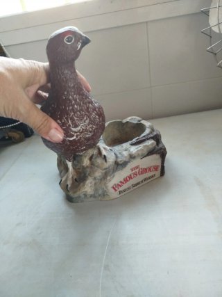 Expositor The Famous Grouse Antiguo