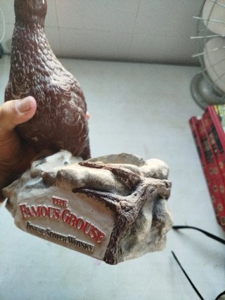 Expositor The Famous Grouse Antiguo